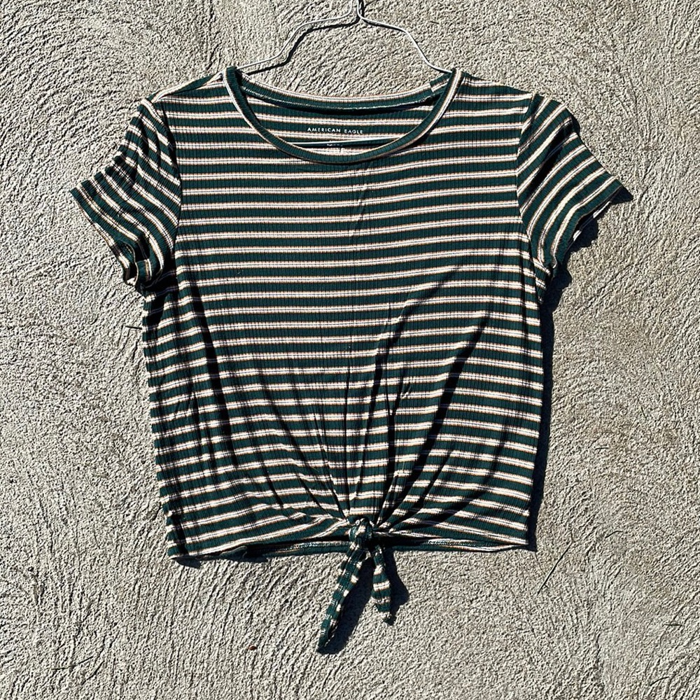 Small American Eagle shirt